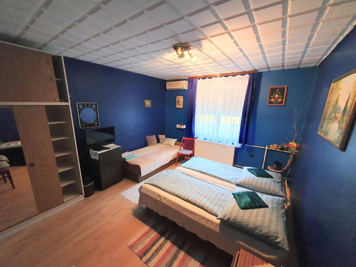 Pereszlenyi Vendeghaz Hotell Visegrád Exteriör bild