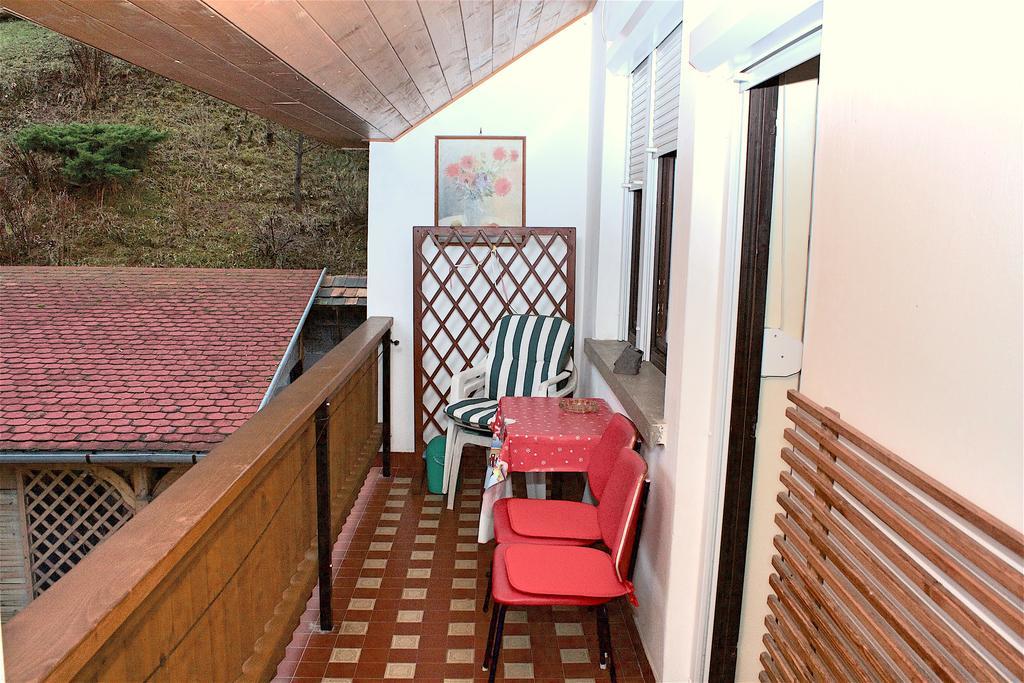 Pereszlenyi Vendeghaz Hotell Visegrád Rum bild